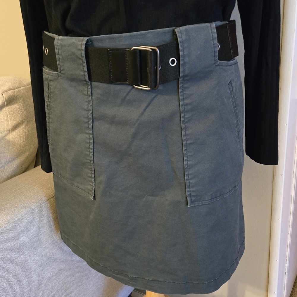NWT: Kenneth Cole:Dark Green Skirt with Black Belt.  11